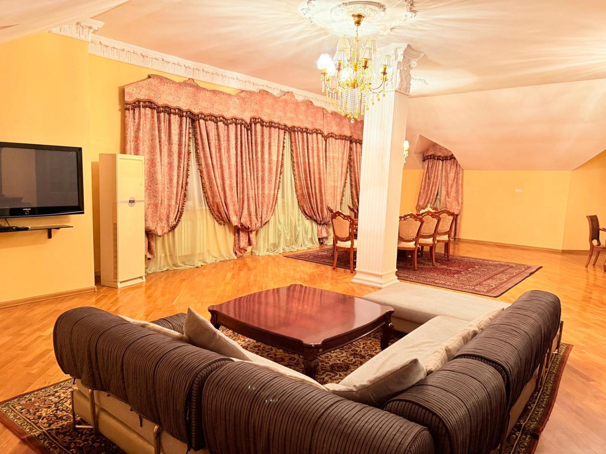 Retro Palace Tashkent Room photo